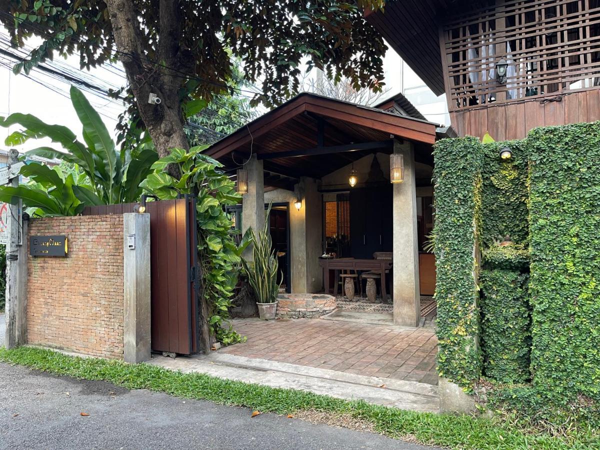 Hotel Chiang Maan residencia Chiang Mai Exterior foto